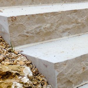 Weißjura Trittstufen gesägt
