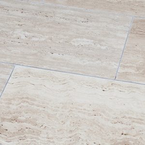 Travertin Formatplatten Vanilla liniert und satiniert